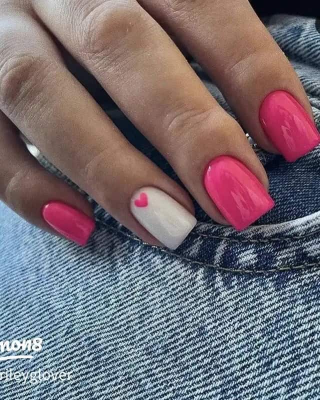 Valentine's day nail inspo