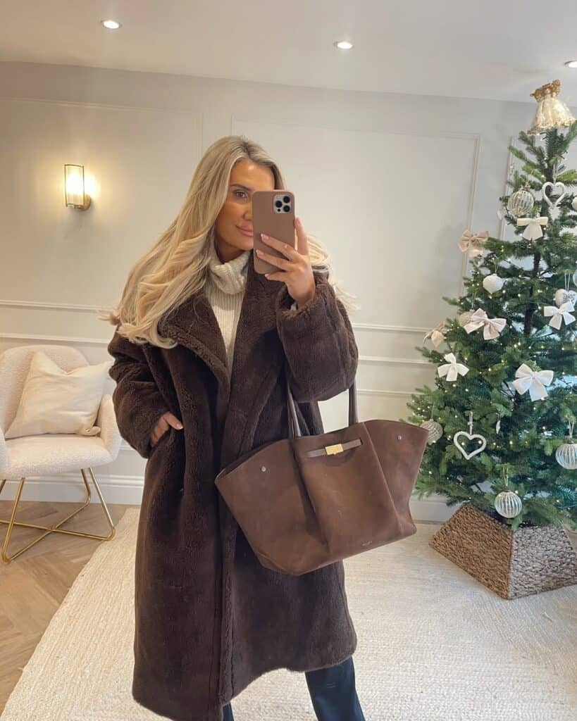 Your Ultimate Guide To Women's Coat Trends 2024