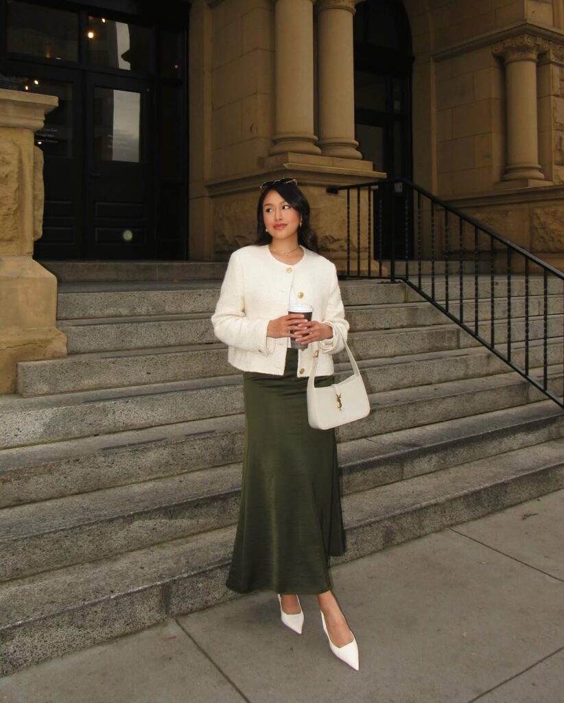 How to wear satin skirt