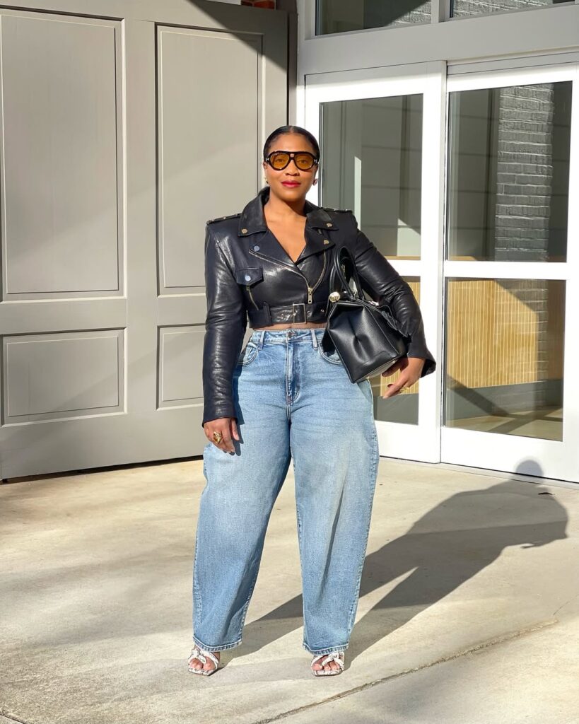 How to style barrel jeans