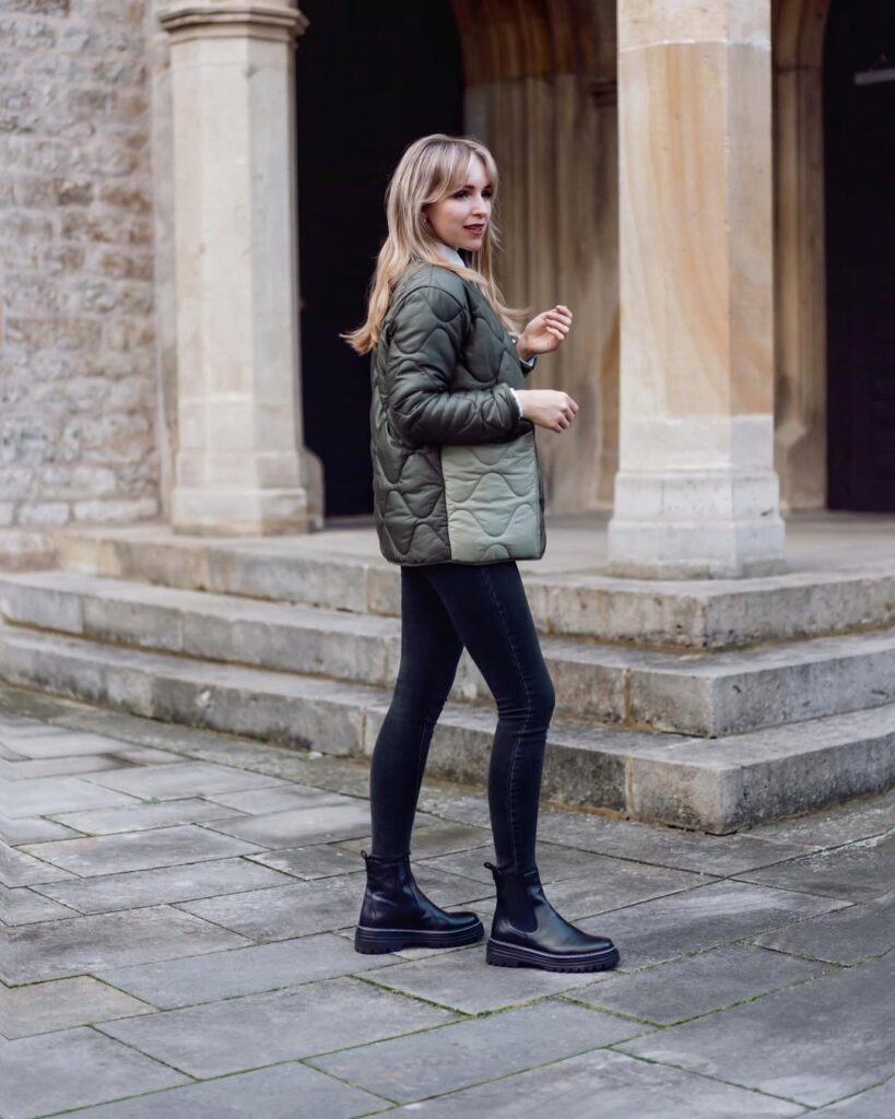 How to wear Chelsea boots