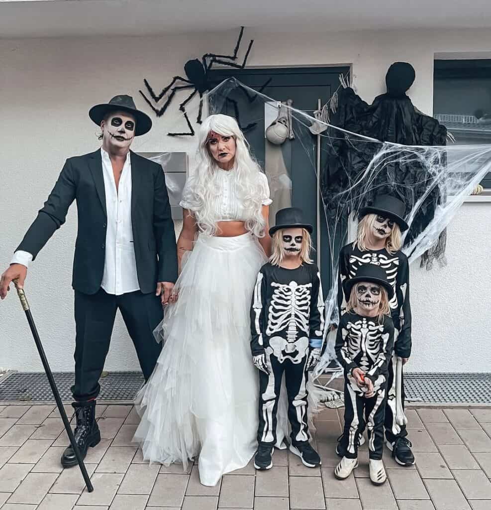 Family Halloween costume outfit