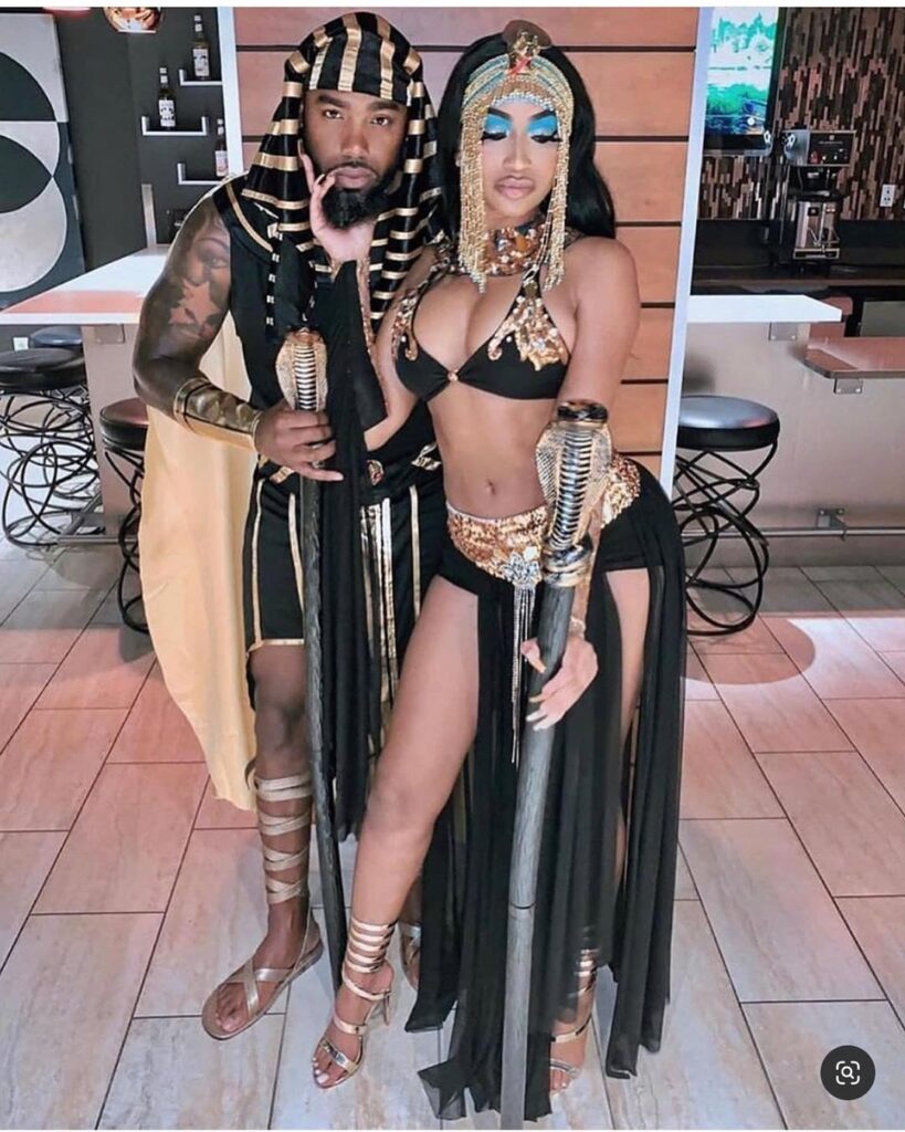 Halloween costume ideas for couples