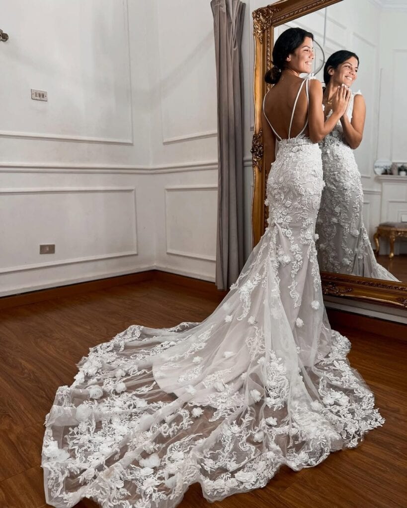 Stunning trendy wedding dresses