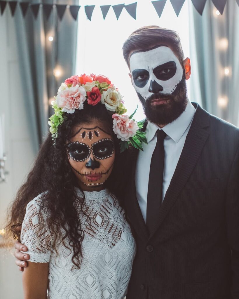 Halloween costume ideas for couples