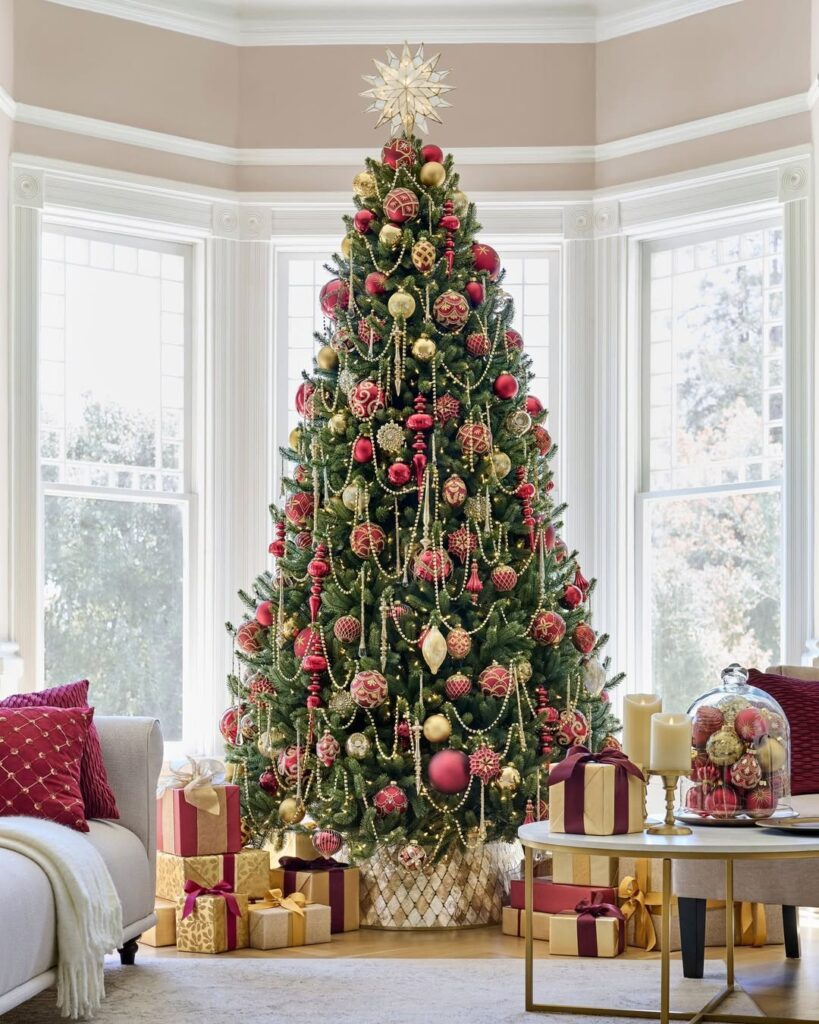 Christmas Tree Themes 2025: Stunning Christmas Tree Inspirations You’ll Love