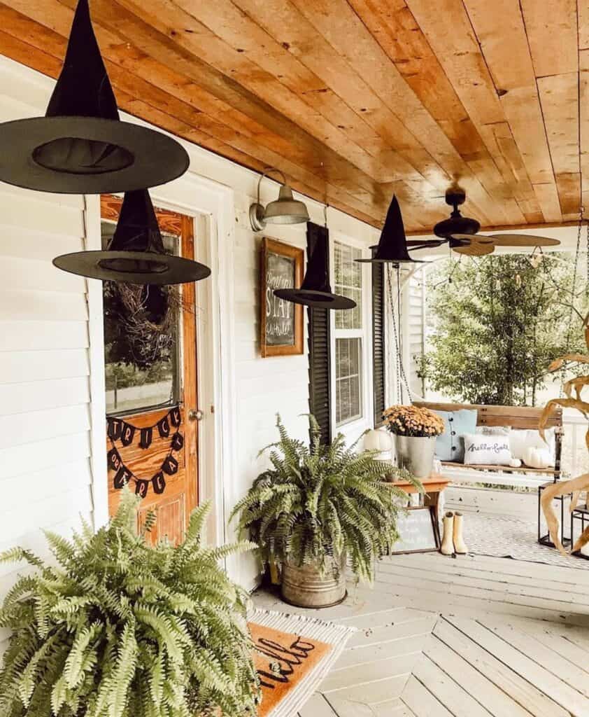 Halloween porch decor inspo