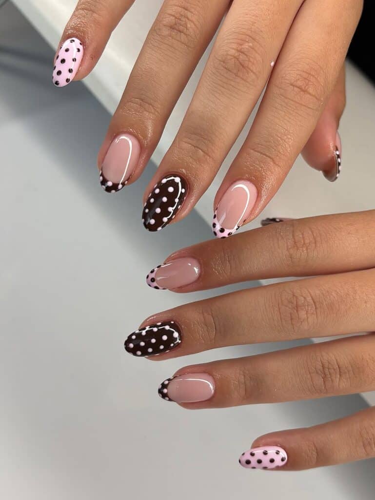 Polka dot nail trends