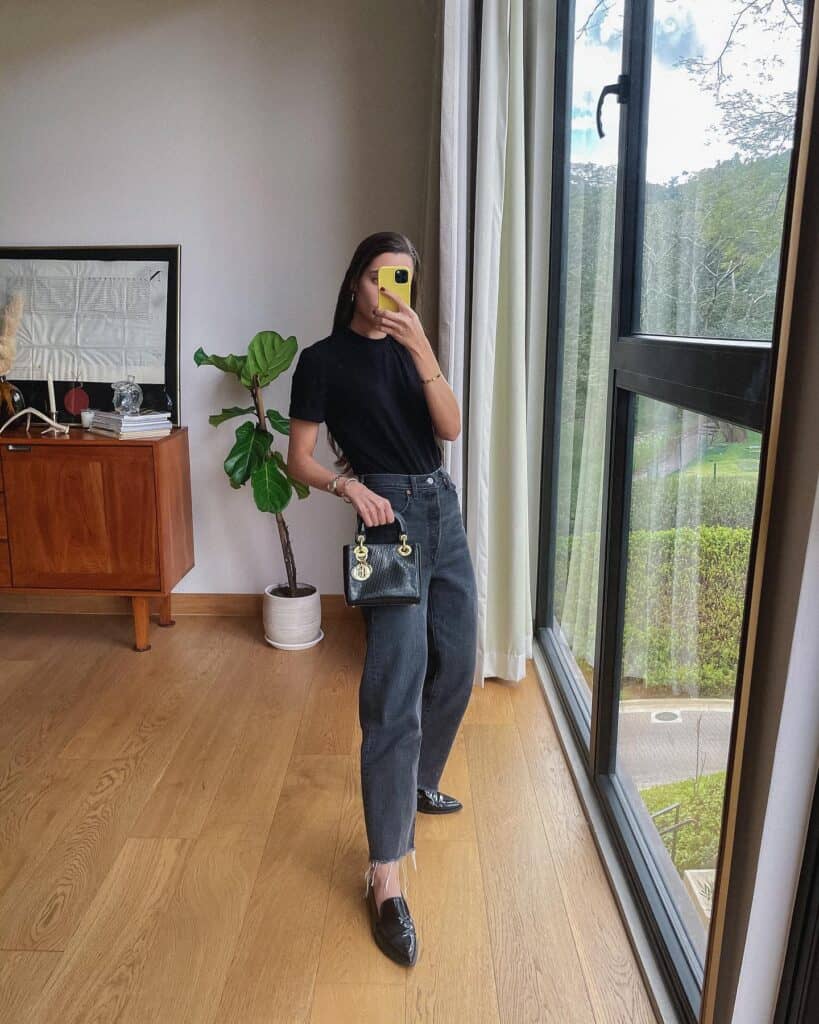 How to wear black jeans